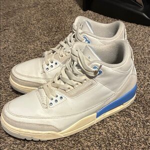 Men's White and Blue Sneakers